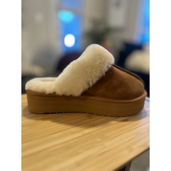 NWOT Women's Fireside Dearfoams Melton Shearling Platform Slipper Sz. US 8/EU 39 - Picture 4 of 11